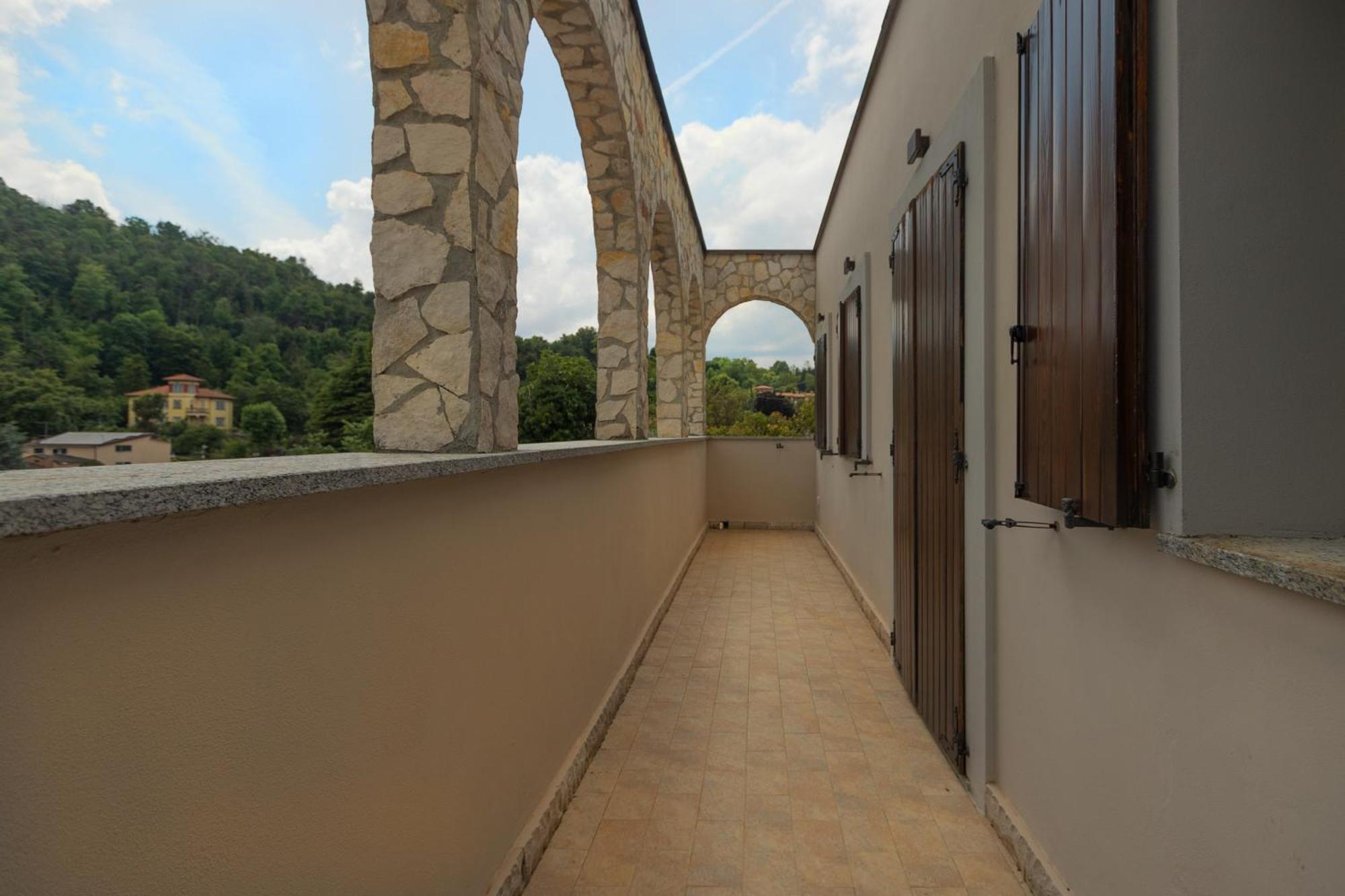 Luce Boutique Hotel Fortunago Kültér fotó