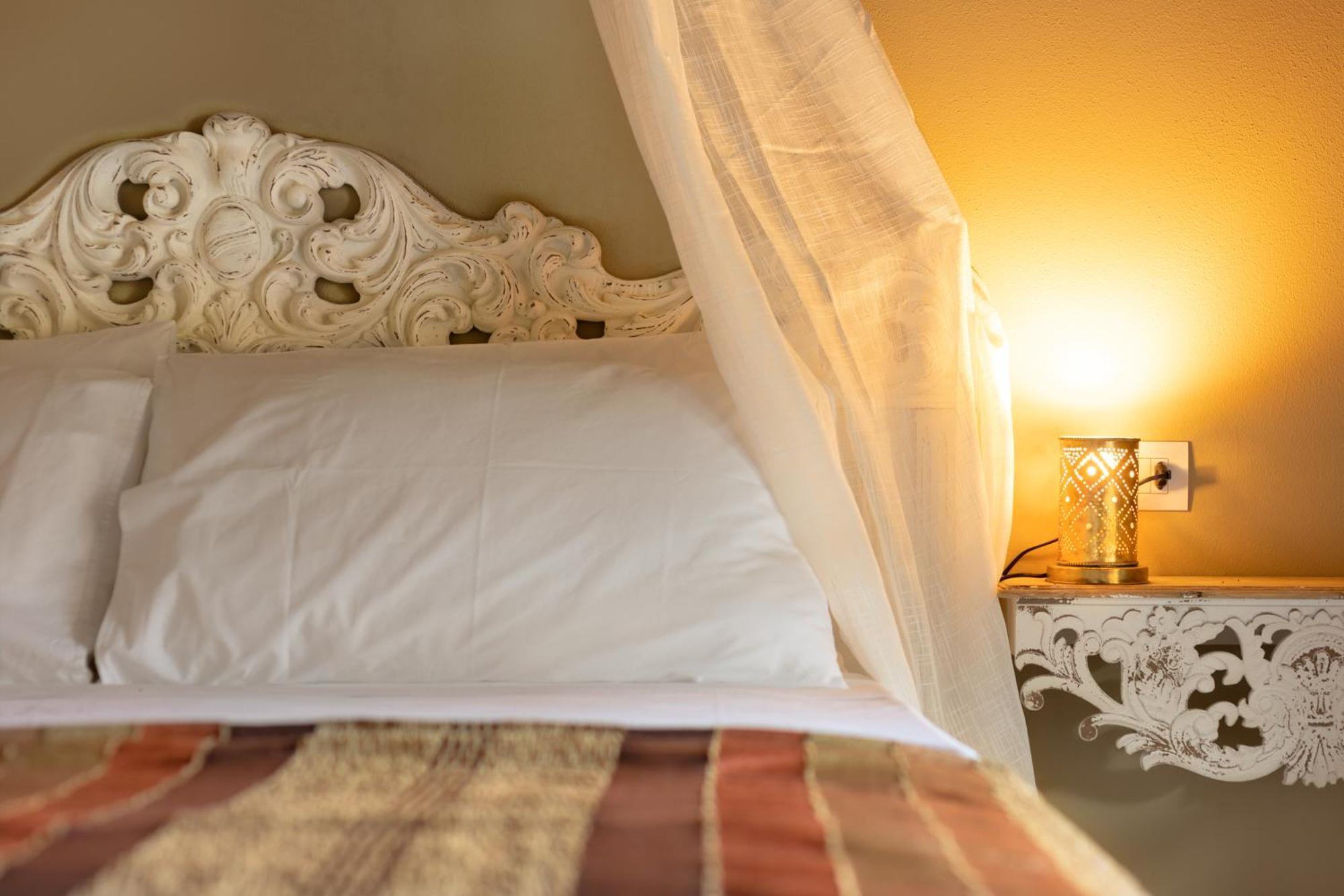 Luce Boutique Hotel Fortunago Kültér fotó