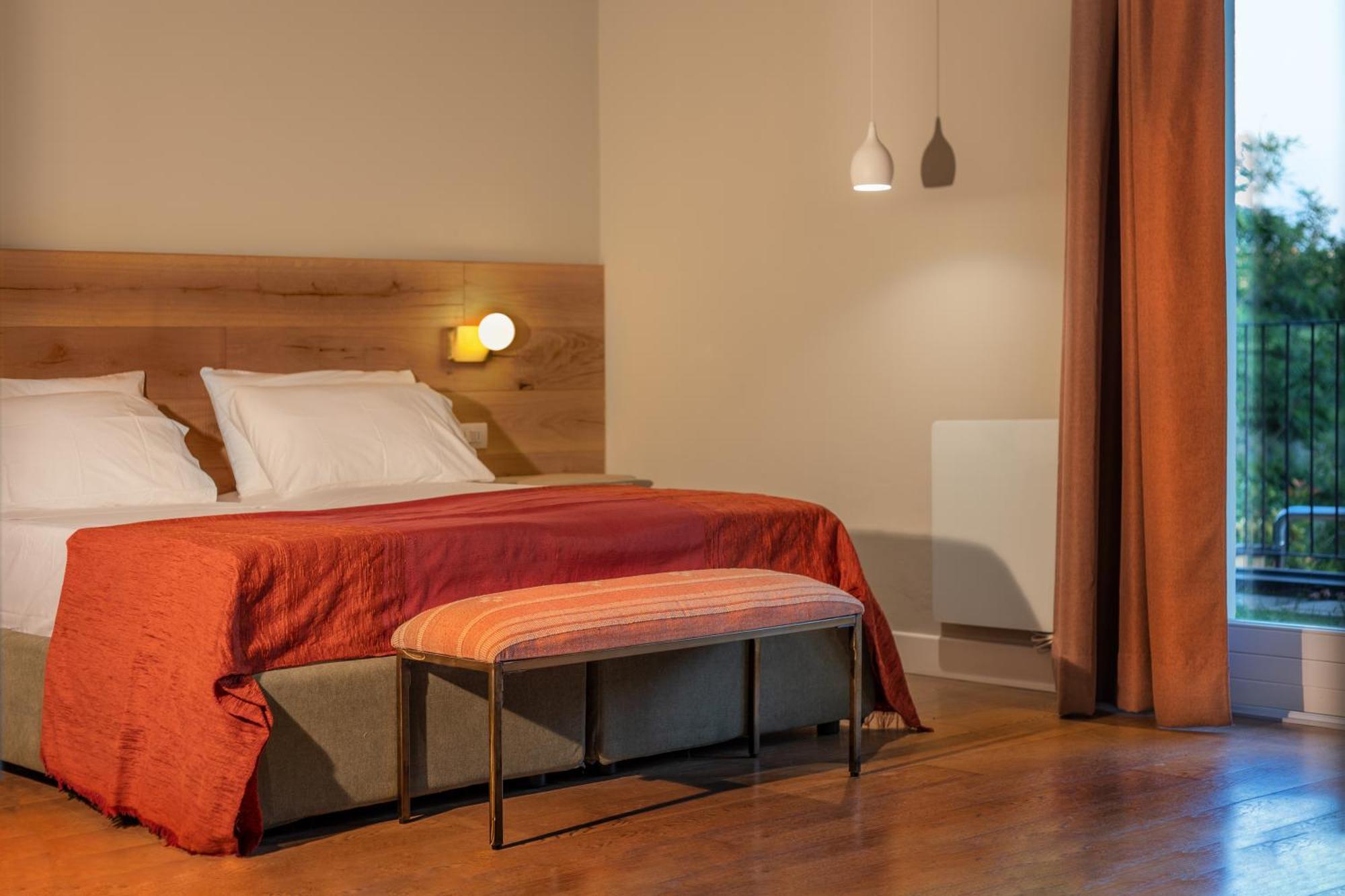 Luce Boutique Hotel Fortunago Kültér fotó